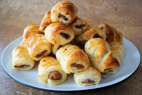 Mini Sausage And Ham Party Rolls | Recipe | Cuisine Fiend